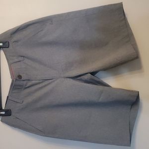 Nwt mens Under Armor heat gear shorts size 32